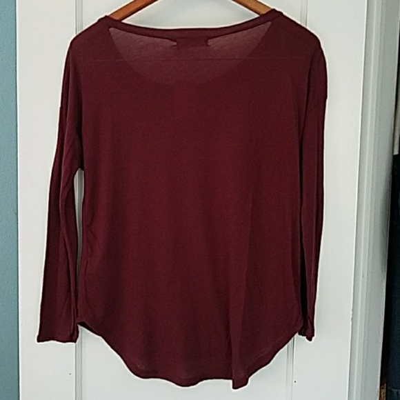 3/$20 NWT Yellow Chair - "In Vogue" Long Sleeve T - Picture 4 of 6
